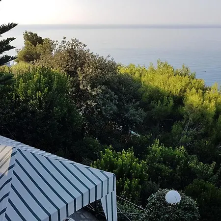Le Terre Del Drago Bed & Breakfast *