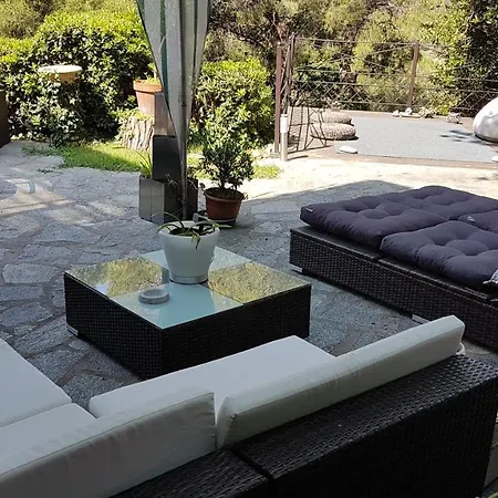 Bed & Breakfast Le Terre Del Drago Bergeggi