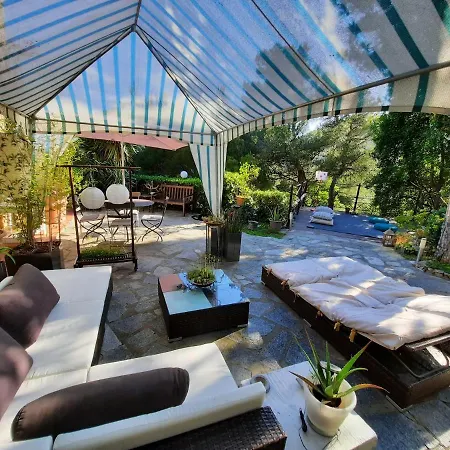 Bed & Breakfast Le Terre Del Drago Bergeggi