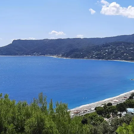 Le Terre Del Drago Bed & Breakfast *