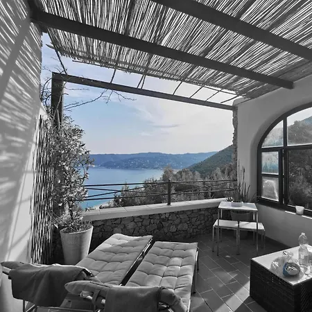 Le Terre Del Drago ベッド・アンド・ブレックファスト 4*