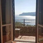 Le Terre Del Drago Bed & Breakfast
