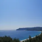 Le Terre Del Drago Bed & Breakfast