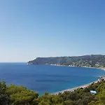 Le Terre Del Drago Берджеджи