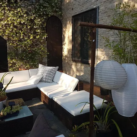 Le Terre Del Drago Bed and Breakfast