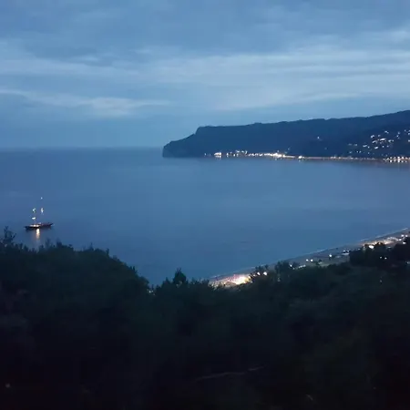 Le Terre Del Drago Bed & Breakfast