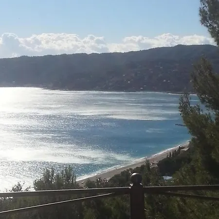 Le Terre Del Drago Bed & Breakfast