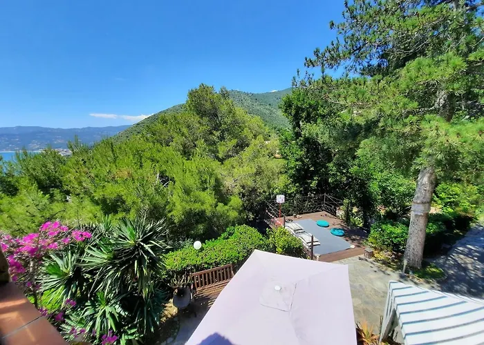 Bed & Breakfast Le Terre Del Drago 4*