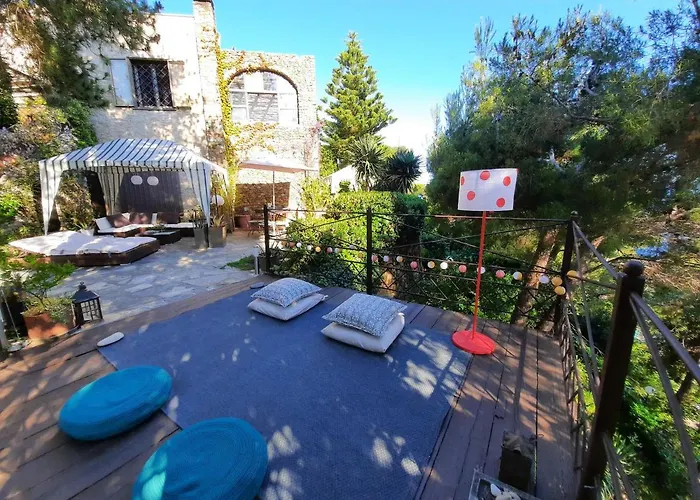 Le Terre Del Drago Bed & Breakfast Bergeggi
